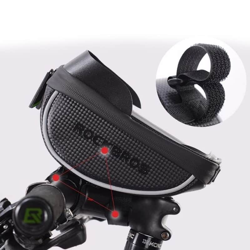 vanntett-mobilholder-til-styret_9.jpg